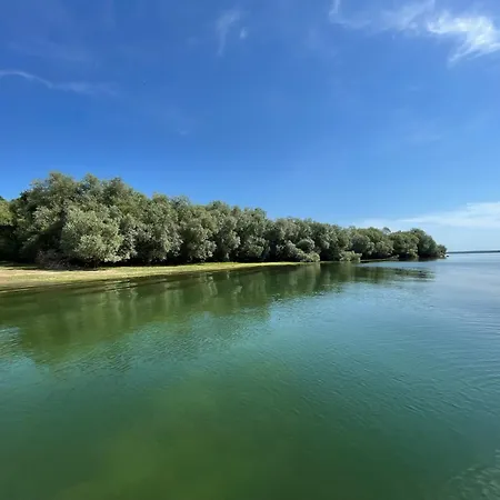 A Klimatisiert Am Du Der Holiday home Giffaumont-Champaubert